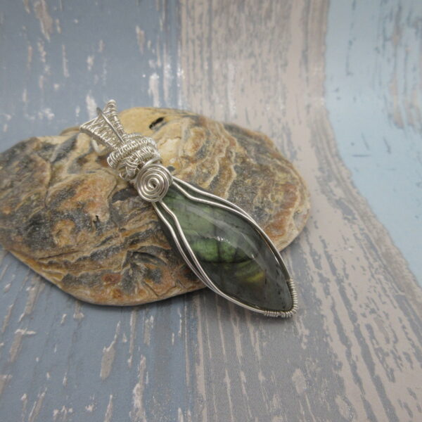 Silver Plated Oval Labradorite Pendant