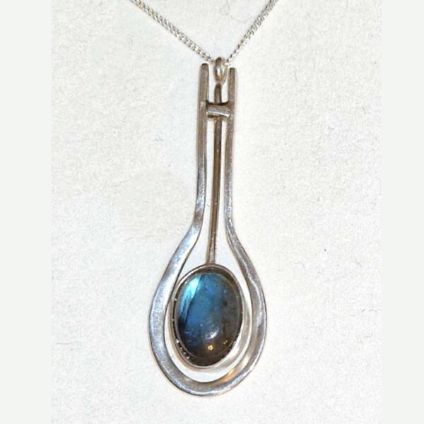 Labradorite in Silver Pendant