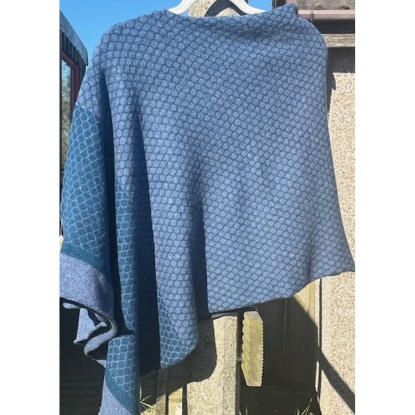 Honeycomb Poncho Monsoon and Diesel