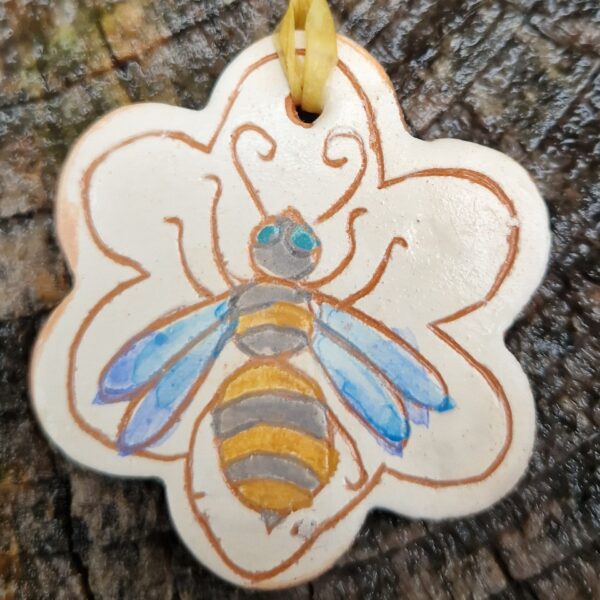 Scraffito Bee Hanging Decoration