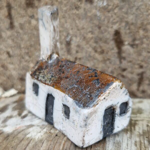 Raku Fired Bothy with Brown Roof