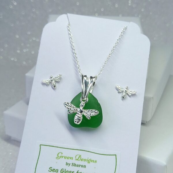 Sterling Silver Sea Glass Bee Charm Stud Set - Clear Bag