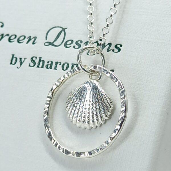 Sterling Silver Hammered Hoop with Scallop Charm Necklace - Bag