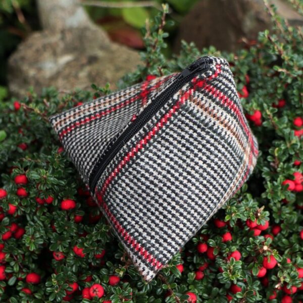 Liquorice Harris Tweed Sankuku Pouch Purse