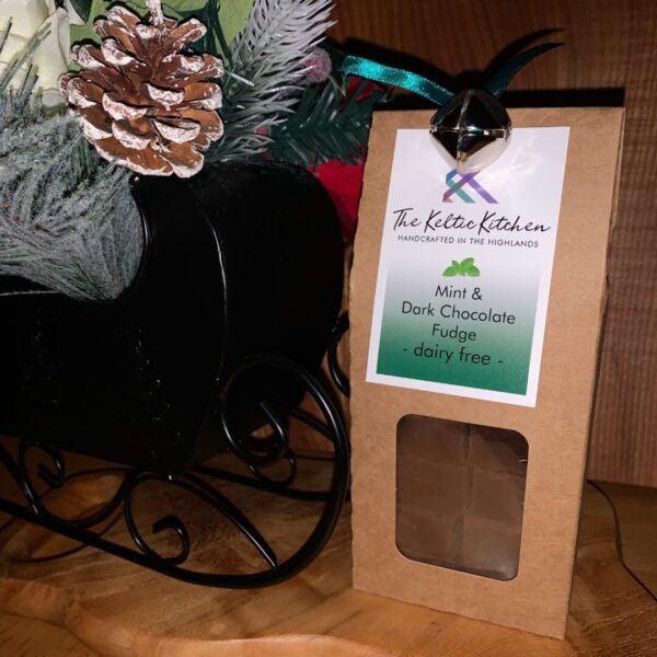 Dark Chocolate and Mint Fudge 175g