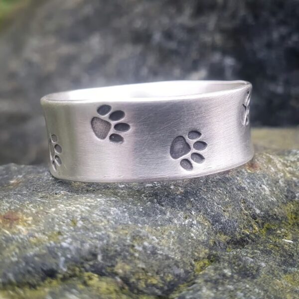 Sterling Silver Paw Print Ring - Shiny Silver