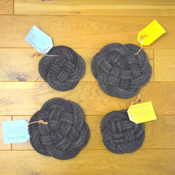 Set of 4 rustic table mats