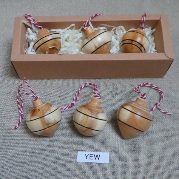 Set of 3 Yew Wood Baubles