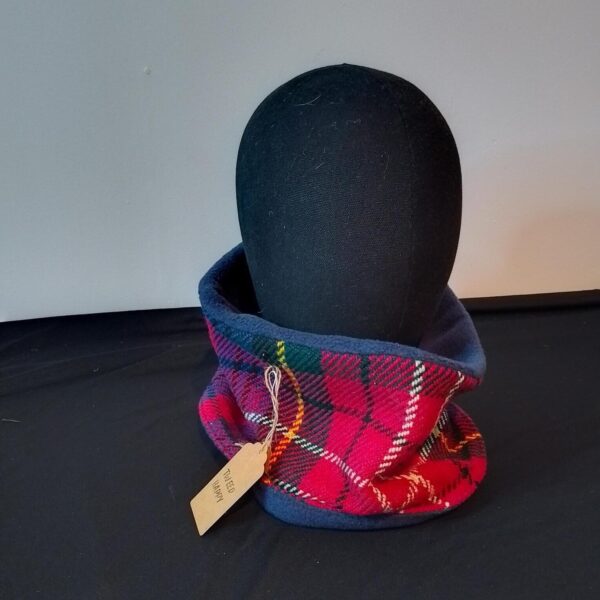 Navy and Red Checked Shetland Tweed Cowl