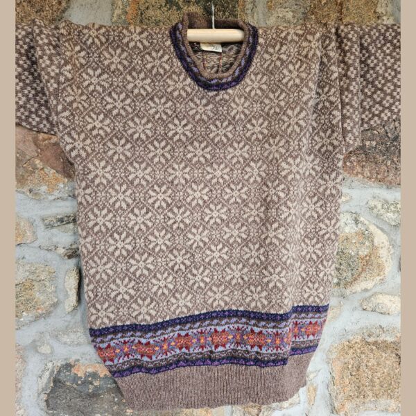 Nutmeg and Oatmilk Tomnaverie Jumper - Medium Standard