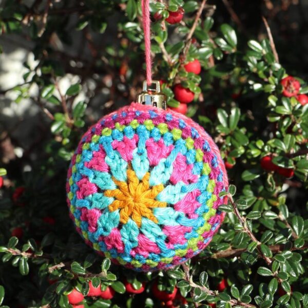 Capella Crochet Christmas Bauble