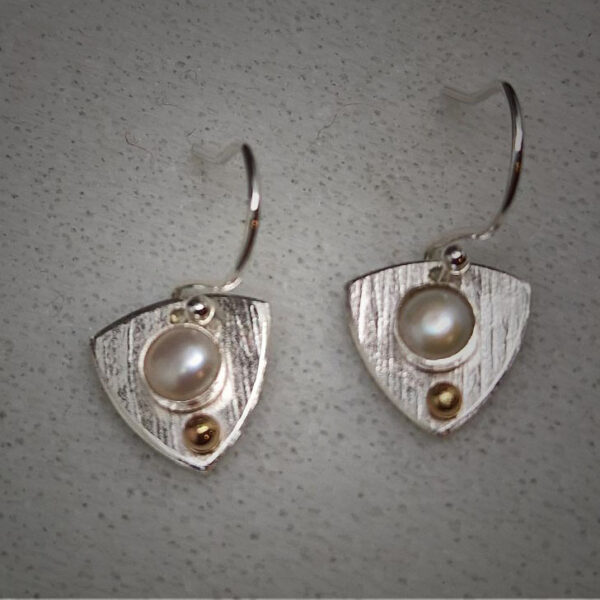 Trillion Pearls Earrings