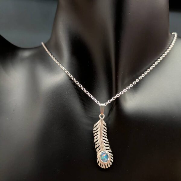 Sterling Silver Peacock Feather Pendant Necklace - Tracked 48
