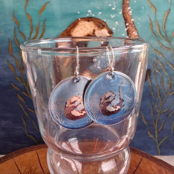 Otter Disc Earrings