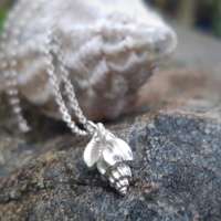 Winkle Shell Necklace thumbnail