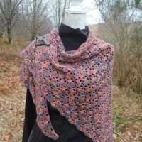 Purply Pink Crochet Shawl thumbnail