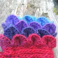 Fuchsia Crochet Fingerless Gloves thumbnail