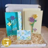 Quilled Green Flowers Gift, Card and Tag Set thumbnail