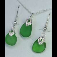 Green Sea Glass Jewellery Set thumbnail