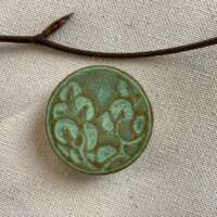 Light Leaf-Green Blossom Ceramic Brooch thumbnail