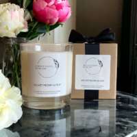 Velvet Peony and Oud Candle thumbnail