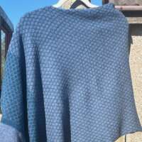 Honeycomb Poncho Monsoon and Diesel thumbnail