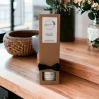 Dark Honey and Tobacco Diffuser thumbnail