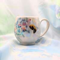 Porcelain Bee Mug Light thumbnail