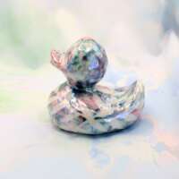 Porcelain Rubber Duck Vine thumbnail