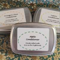 Apple Solid Conditioner in a tin thumbnail