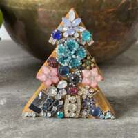 Christmas Tree Jewelled Ornament thumbnail