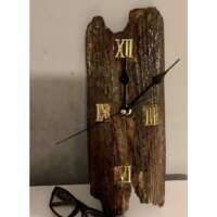 Driftwood Clock with Black Hands thumbnail