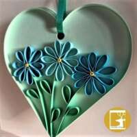 Quilled "Daisy" Detachable Heart Pendant Greeting Card thumbnail