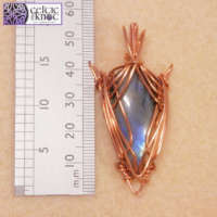 Elven Style Gemstone Necklace thumbnail