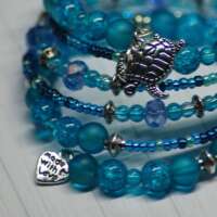 Light Blue Memory Wire Beaded Bracelet thumbnail