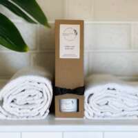 Green Leaf and Sea Salt Reed Diffuser thumbnail