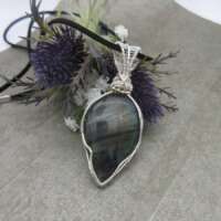 Labradorite Statement Pendant thumbnail