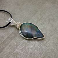 Labradorite Statement Pendant thumbnail