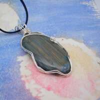 Statement Pendant with Labradorite thumbnail