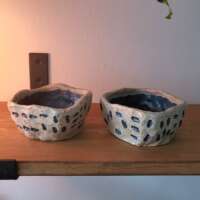 Two Speckled Stone Pots thumbnail