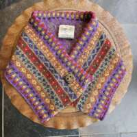 Peerie Heather and Olive Neckwarmer thumbnail