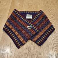 Peerie Violet Neckwarmer thumbnail