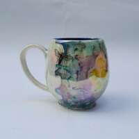 Porcelain Bee Mug B thumbnail