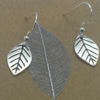 Leaf Drop Silver Earrings thumbnail