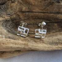 Adjoined Rectangle Stud Earrings thumbnail
