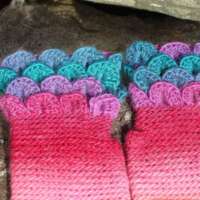 Candy Crush Crochet Fingerless Gloves thumbnail