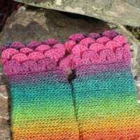 Fairy Glen Crochet Fingerless Gloves thumbnail
