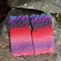 Fuchsia Crochet Fingerless Gloves thumbnail