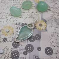 Green Agate Wire Wrapped Pendant thumbnail