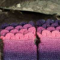 Lilacs Crochet Fingerless Gloves thumbnail